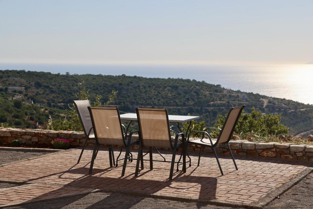 Вилла Sunset View Stone House, Areopoli Mani Экстерьер фото